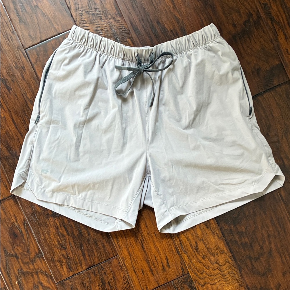 Fabletics the one short 5”